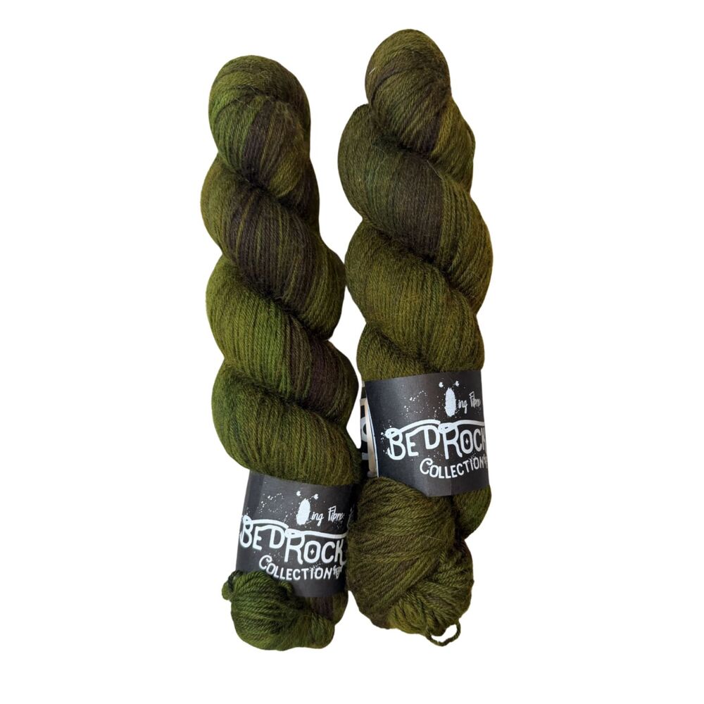 Qing Fibre Super Soft Sock Moss Green Bedrock Collection 2 Skns Merino Cashmere